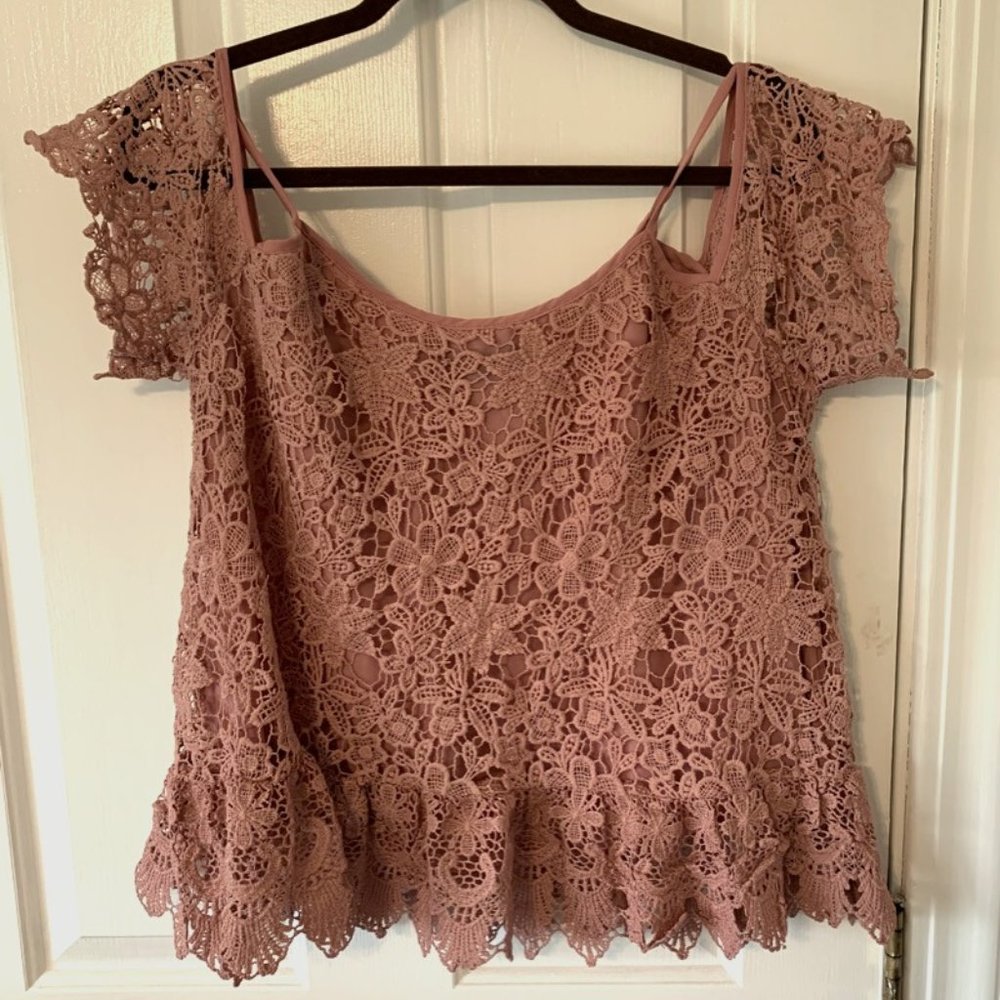 Pink Lace Floral of Shoulder Top